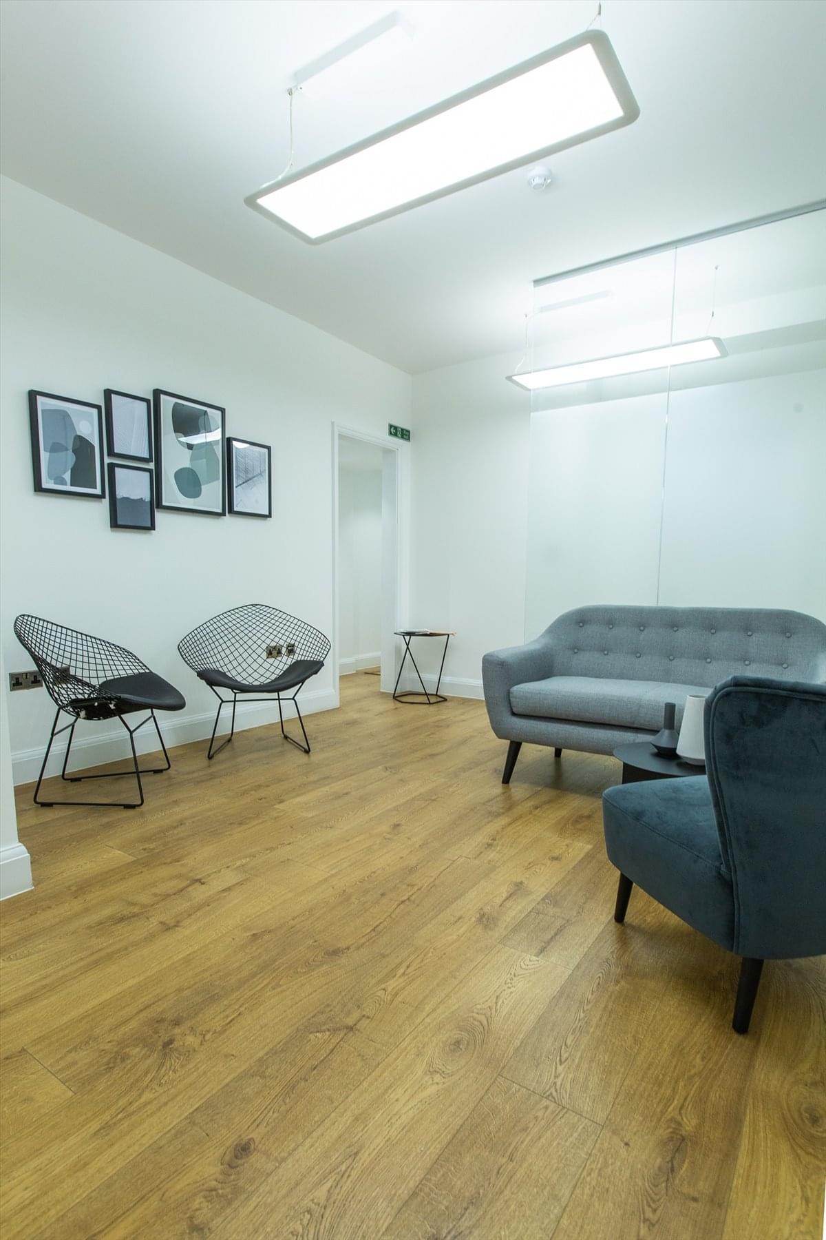 Image of the workspace at 5 Margaret Street, Fitzrovia W1W 8RG