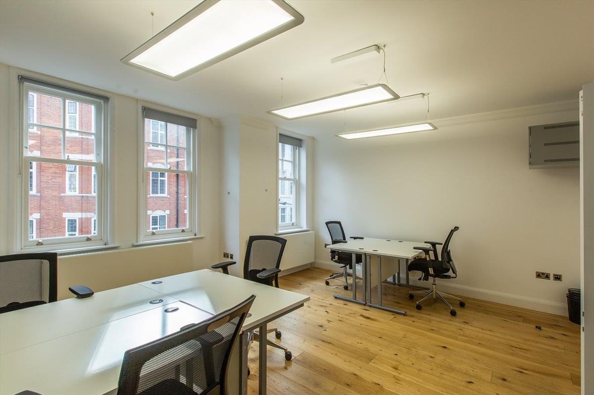 Photo of the workspace available at 5 Margaret Street, Fitzrovia W1W 8RG