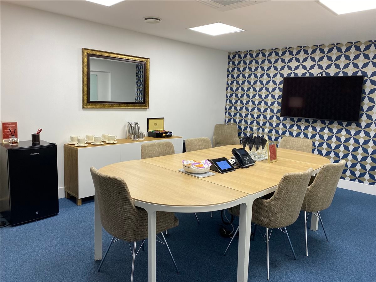 Photo of the office space available at 60 Petty France SW1H 9EU