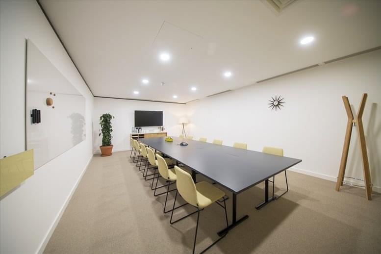 Photo of the workspace available at 60 St Martin's Lane, Covent Garden WC2N 4JS 