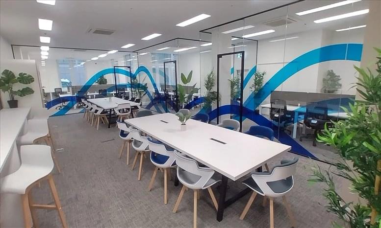 Photo of Office Space on Warwick House, 25 Buckingham Palace Road - Victoria