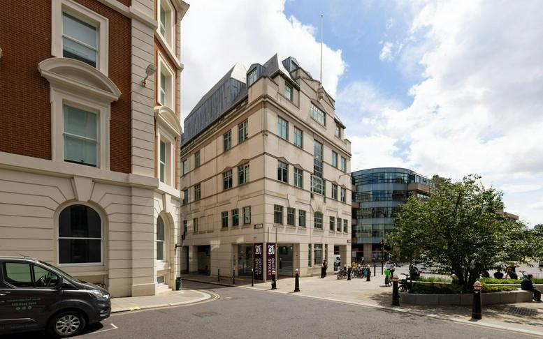 Photo of the office space available at 61 Queen Street Place, City Of London EC4R 1EB