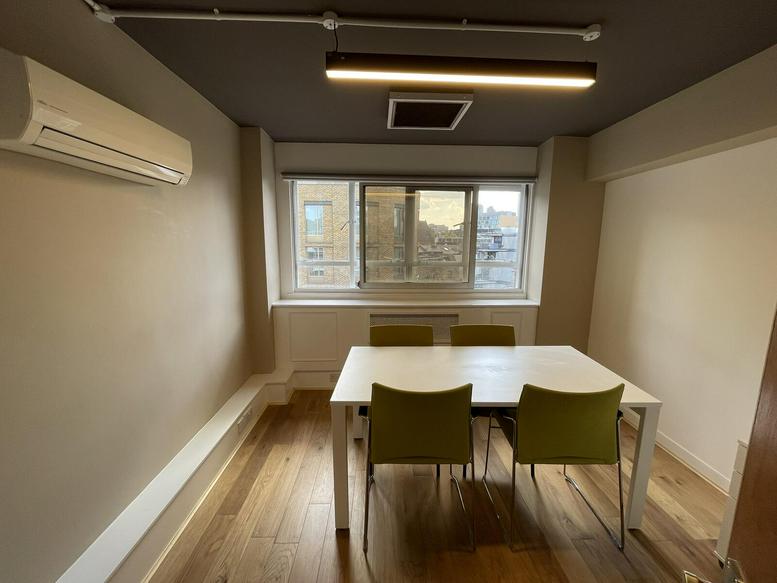 Photo of an office at 64, Great Eastern Street EC2A 3QR