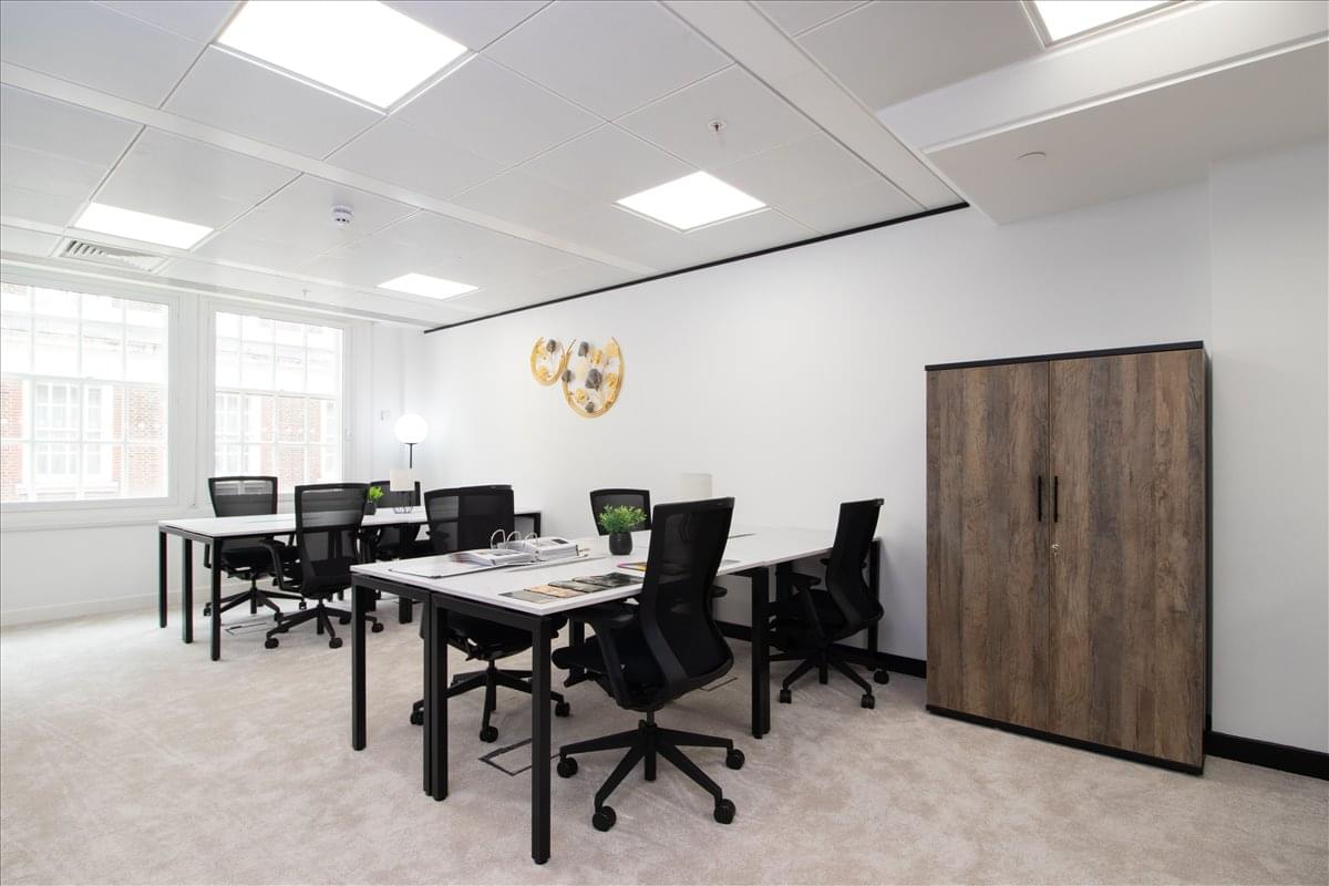 Image of the workspace at 64 North Row, Park Lane W1K 7DA