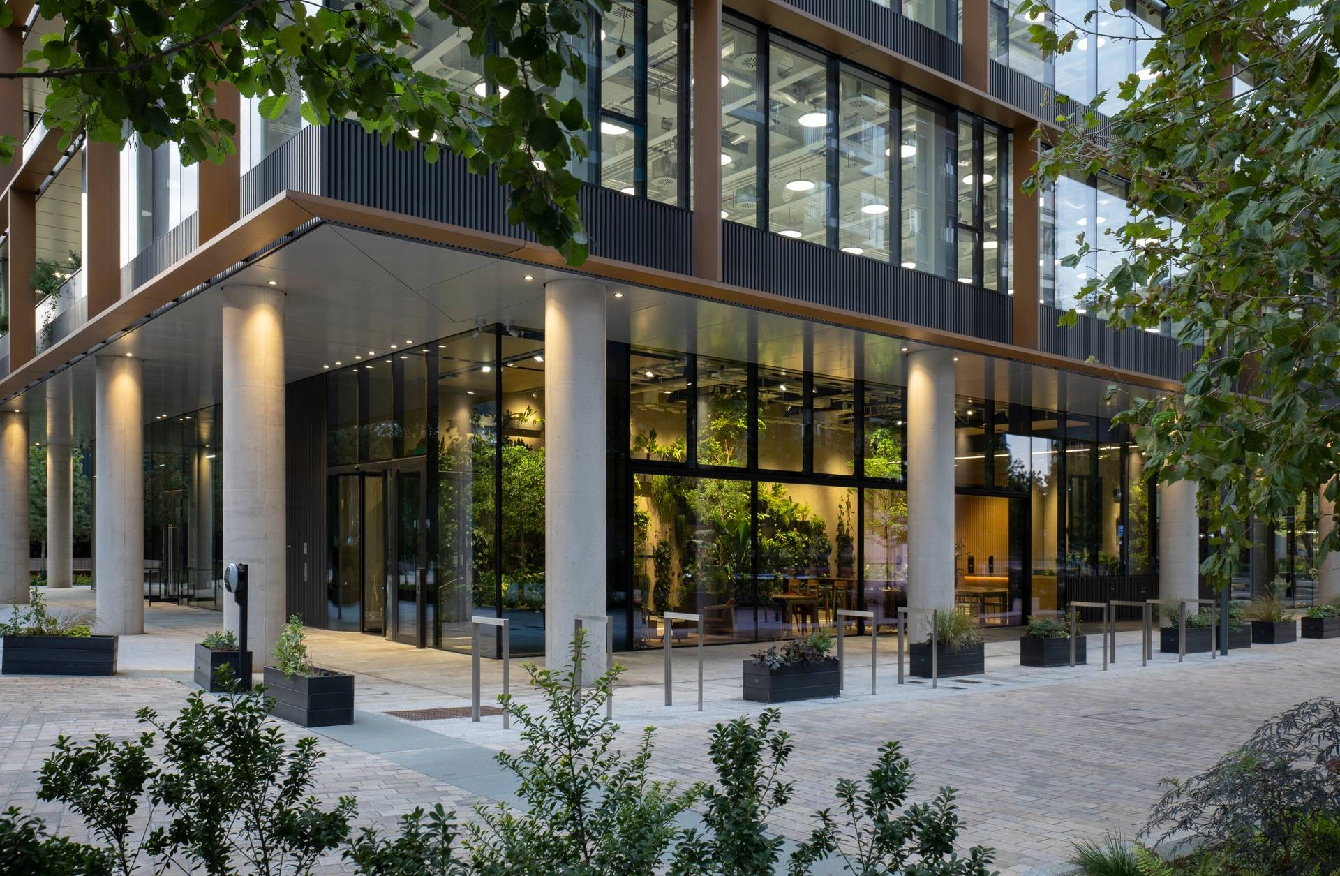 Photo of an office at 65 Nine Elms Lane SW8 7EU
