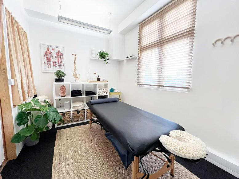 Photo of an office at 669, High Road Leyton E10 6RA