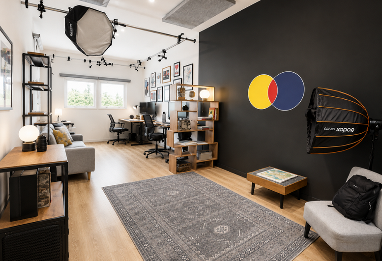 Photo of an office at 679, High Road Leyton E10 6RA