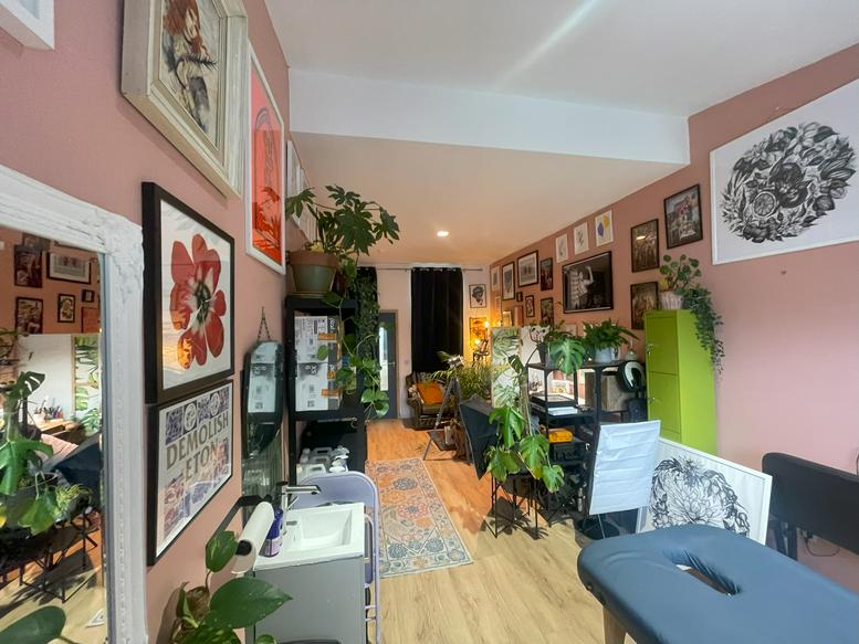 Photo of an office at 679, High Road Leyton E10 6RA