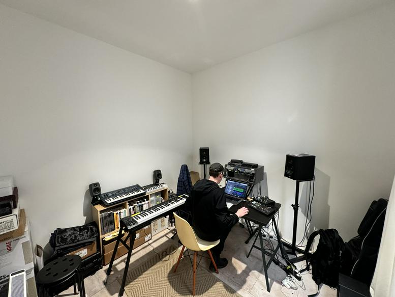 Photo of an office at 679, High Road Leyton E10 6RA