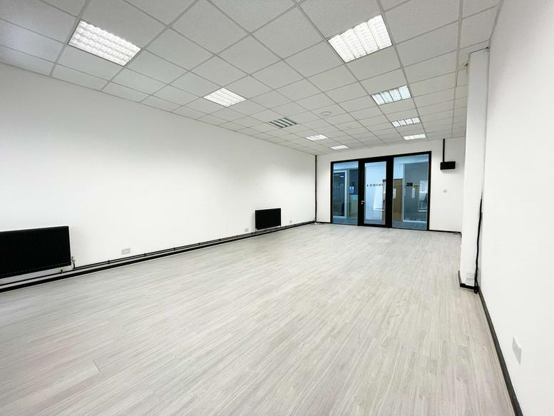 Photo of the workspace available at 679, High Road Leyton E10 6RA