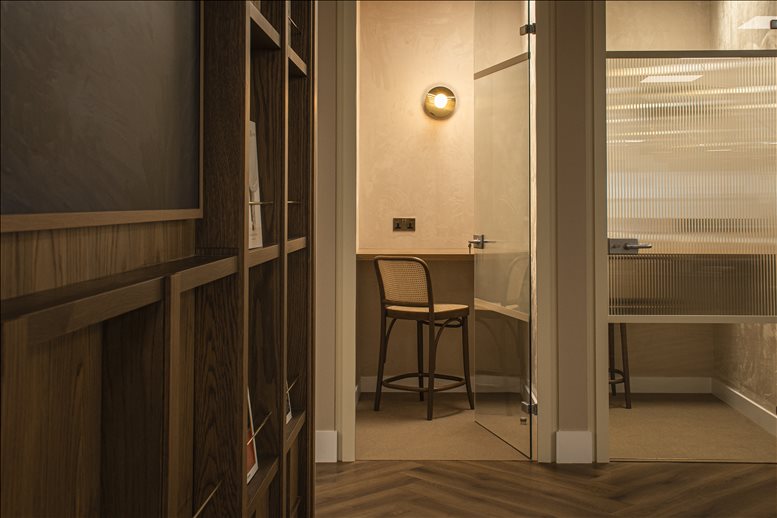 Image of the workspace at 68 King William Street EC4N 7HR