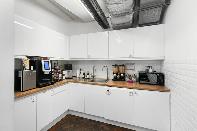 Photo of an office at 69, Old Street EC1V 9HX