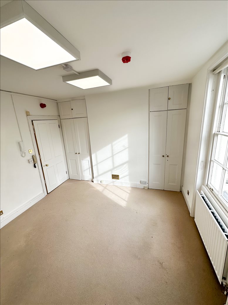 Photo of an office at 6 Lower Teddington Road, Rivermead, Hampton Wick KT1 4ER