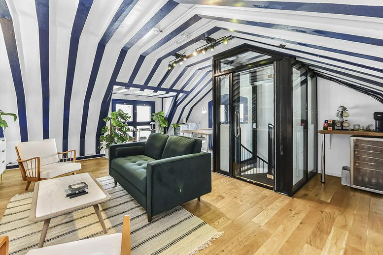 Photo of an office at 70-71, Wells Street W1T 3QE