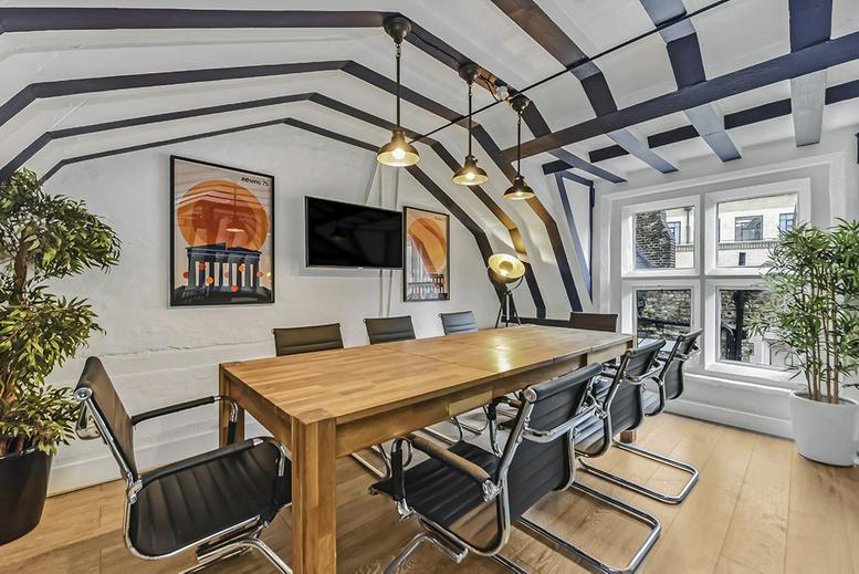 Photo of the workspace available at 70-71, Wells Street W1T 3QE