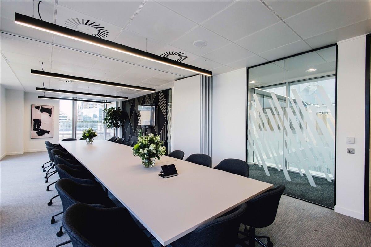 Photo of an office at 70 Gracechurch Street, City Of London EC3V 0HR