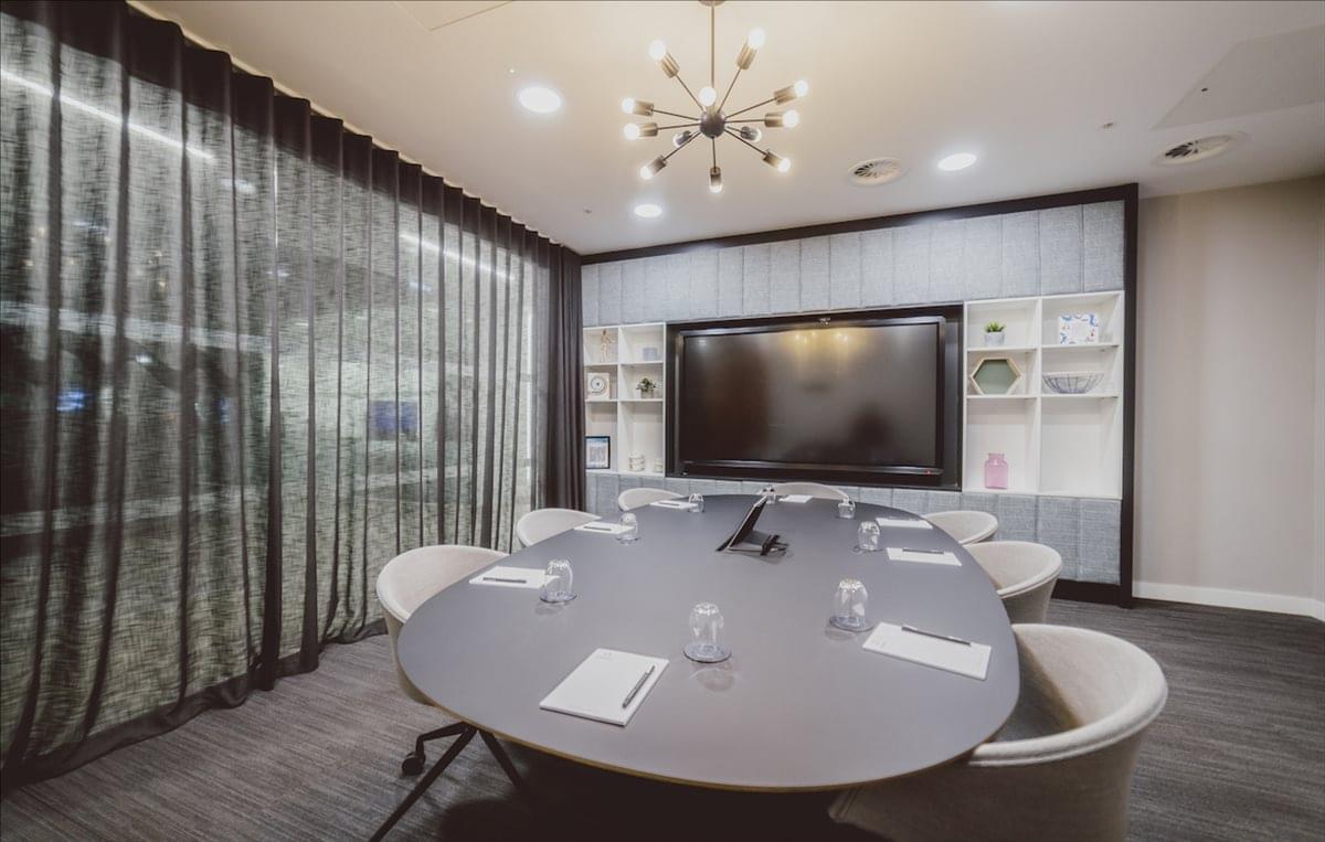 Photo of the workspace available at 70 Gracechurch Street, City Of London EC3V 0HR