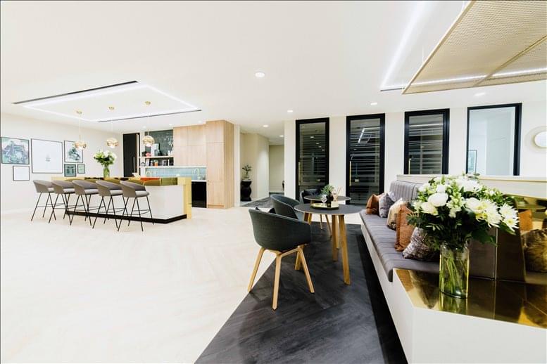 Image of an office at 70 Mark Lane EC3R 7HT