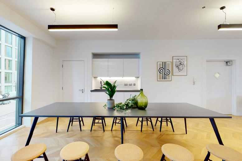Photo of an office at 70 South Lambeth Road SW8 1RL