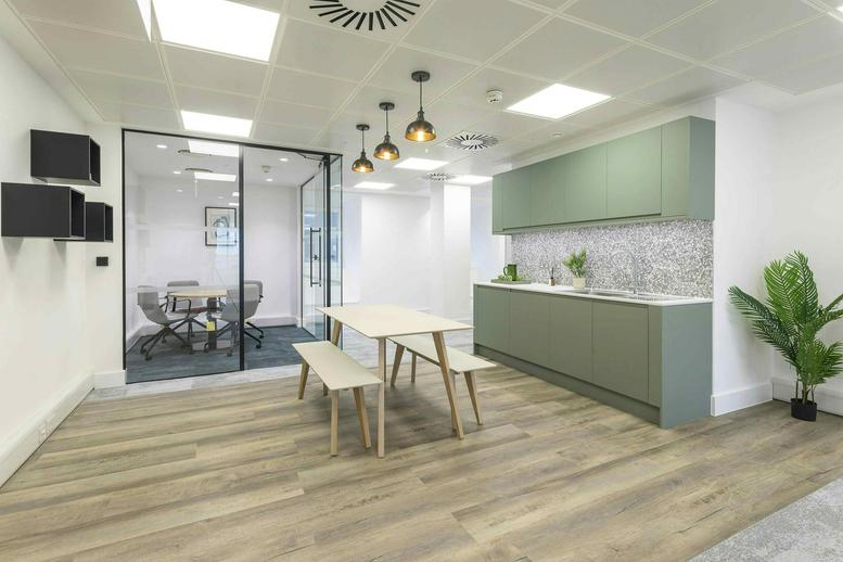 Photo of an office at 72 Cannon Street, City Of London EC4N 6AE