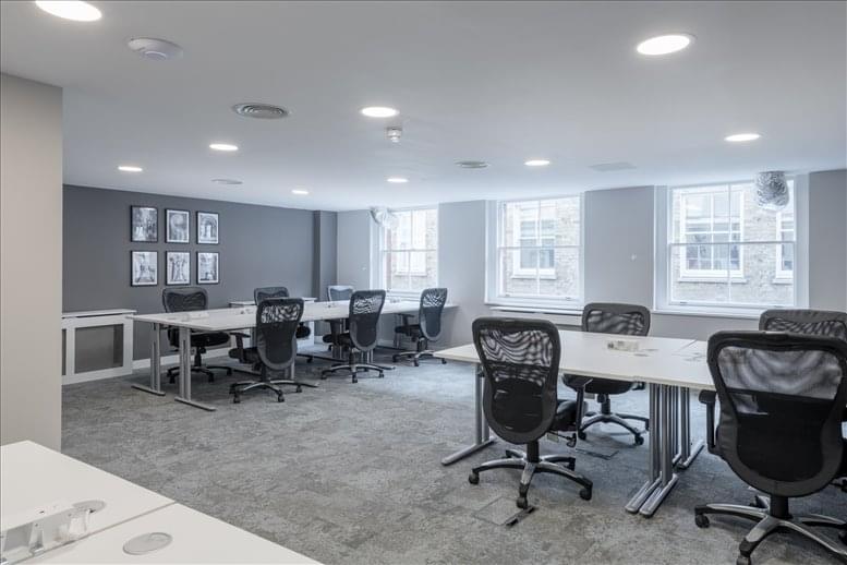 Photo of an office at 73 Watling Street EC4M 9BJ
