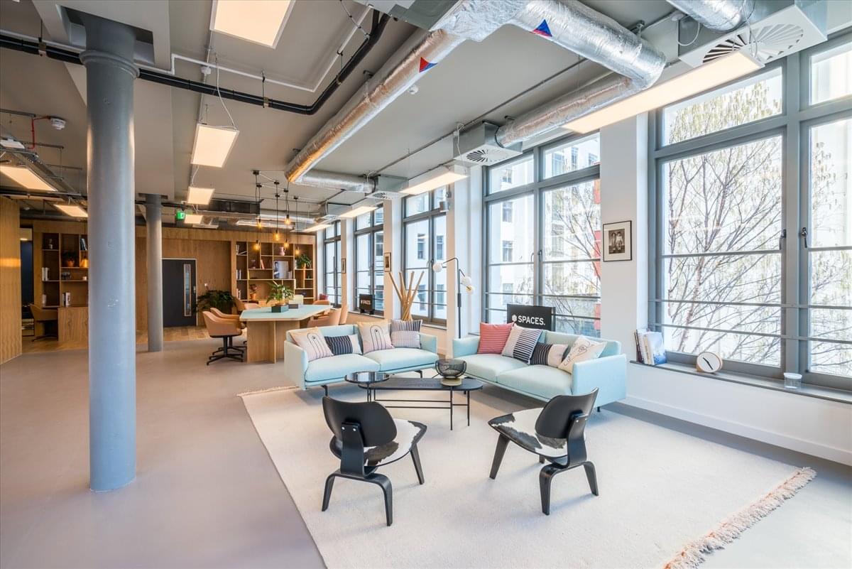 Photo of Office Space on 77 Farringdon Road - Farringdon