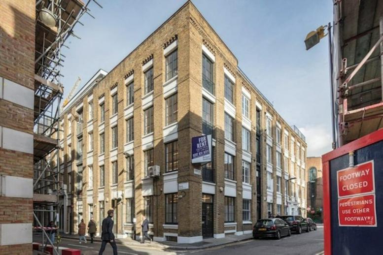 Image of the workspace at 78A Luke Street, 2nd Floor EC2A 4EG