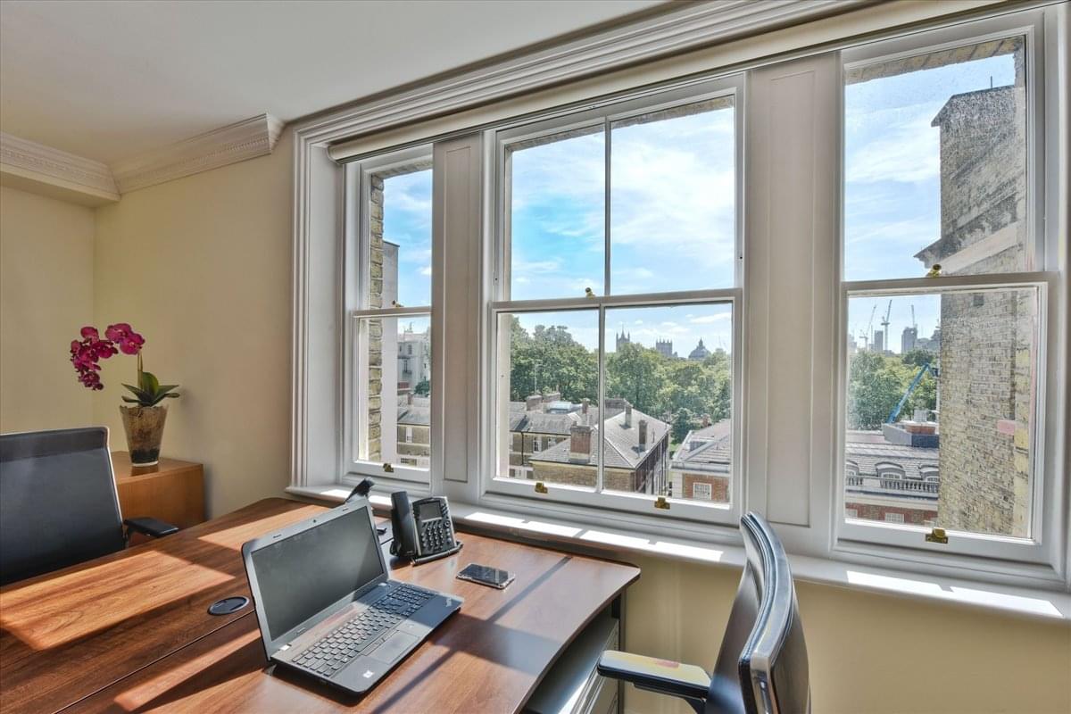 Photo of the office space available at 78 - 79 Pall Mall SW1Y 5ES