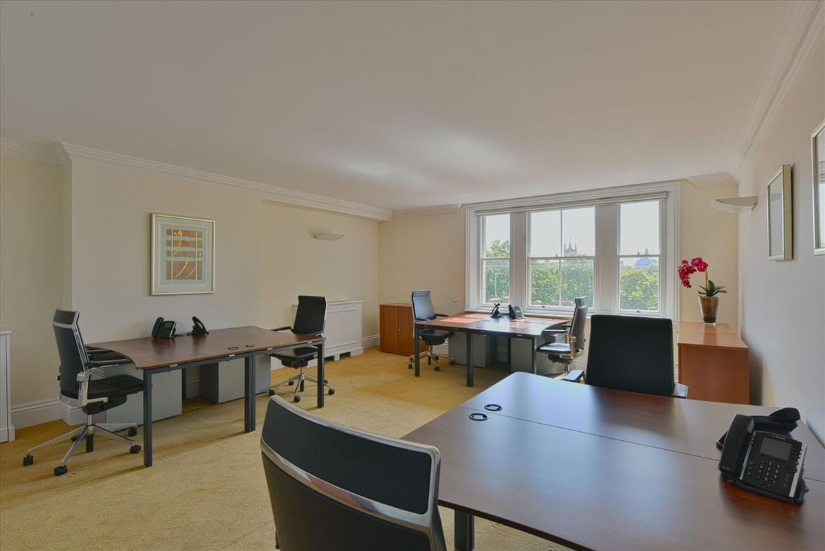 Image of the workspace at 78 - 79 Pall Mall SW1Y 5ES