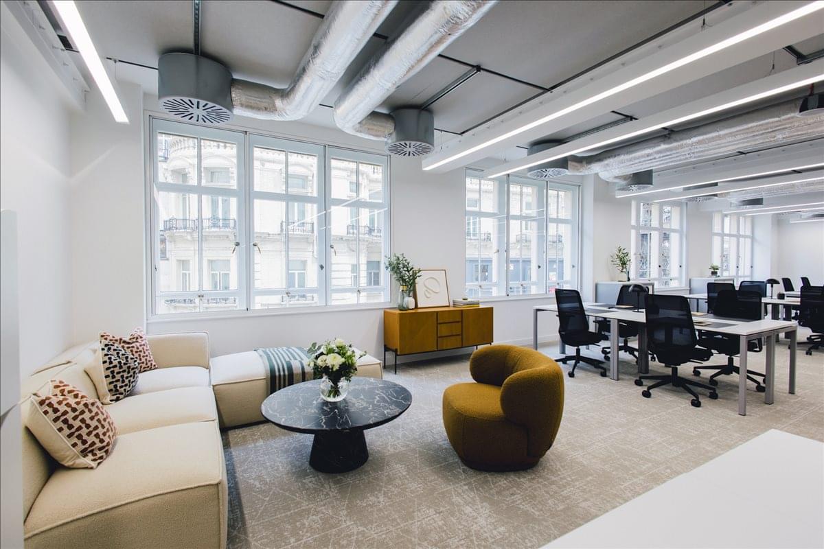 Photo of an office at 80 Strand WC2R 0RL