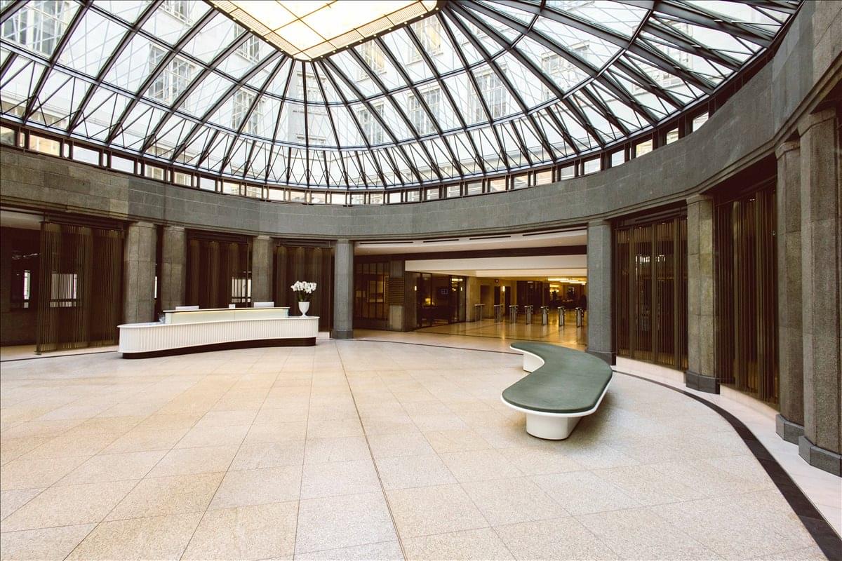 Photo of an office at 80 Strand WC2R 0RL