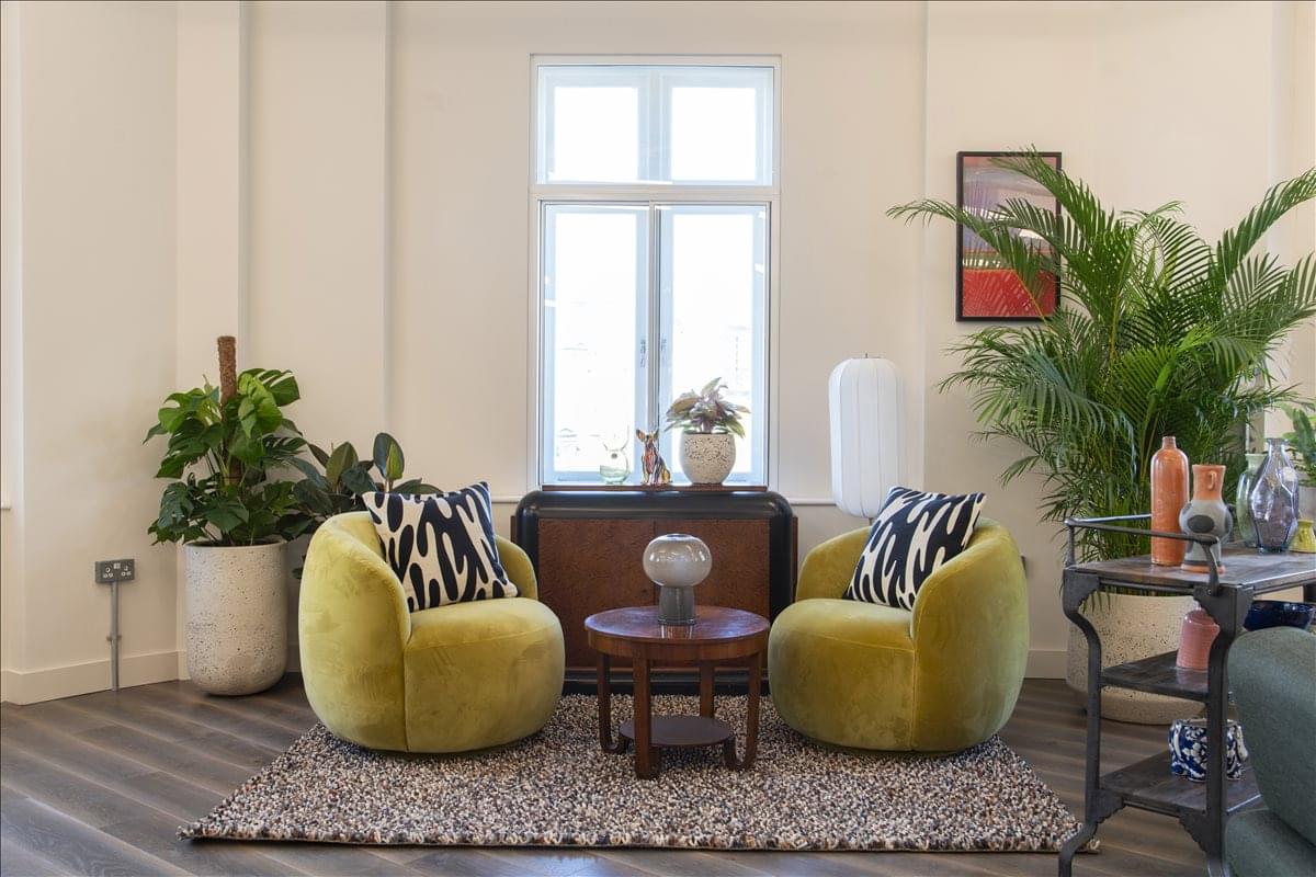 Facilities furnishings & layout of the office for rent at 88 Kingsway WC2B 6AA