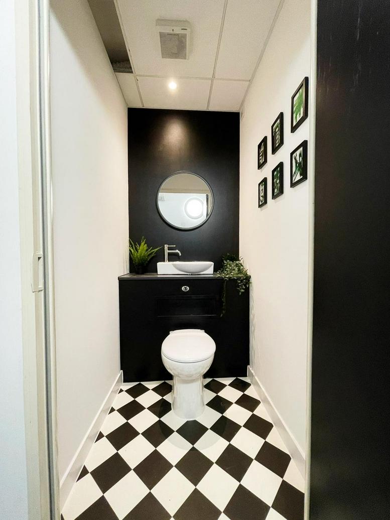 Image of the workspace at 8 Coldbath Square EC1R 5HL