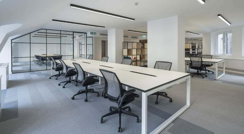 Photo of an office at 8, Lloyd's Avenue, City Of London EC3N 3EL