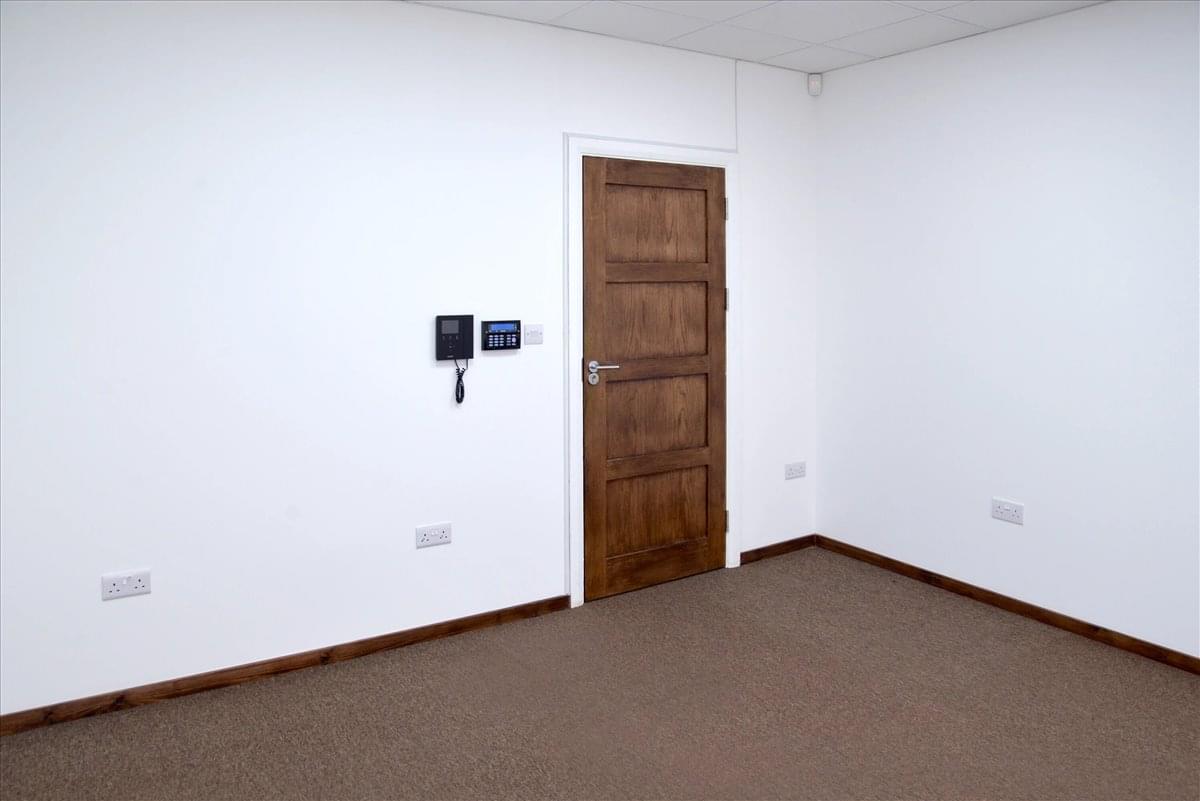 8, Lyon Way Industrial Estate, Lyon Way Private & Serviced Offices in Perivale