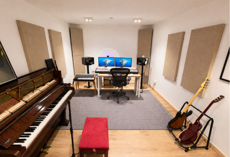 Photo of an office at 90-94, Wallis Road E9 5LN