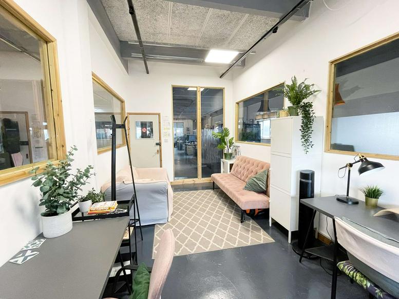 Photo of an office at 90-94, Wallis Road E9 5LN