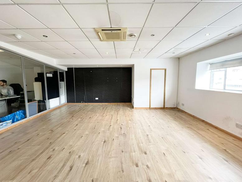 Photo of an office at 90-94, Wallis Road E9 5LN