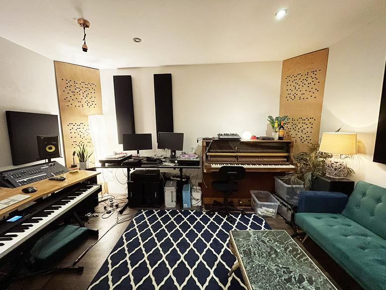 Photo of an office at 90-94, Wallis Road E9 5LN