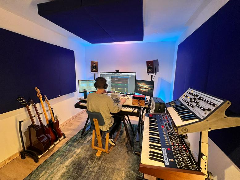 Image of the workspace at 90-94, Wallis Road E9 5LN
