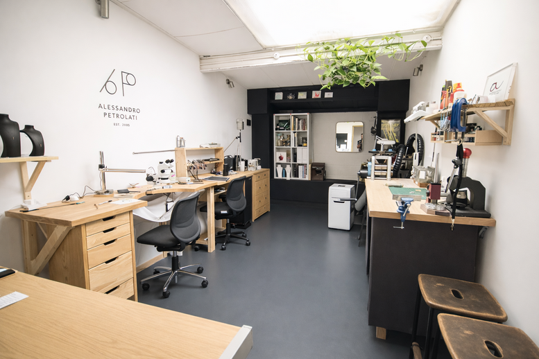 Photo of the workspace available at 90-94, Wallis Road E9 5LN