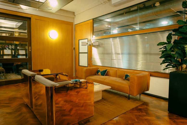 Photo of an office at 91 Peterborough Road SW6 3BU
