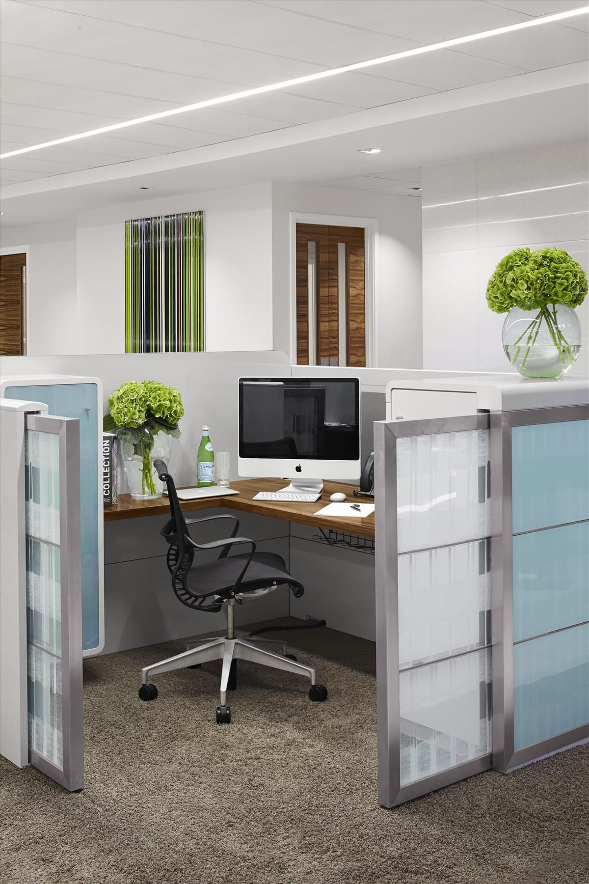 Photo of the office space available at 96 Kensington High Street, West London W8 4SG