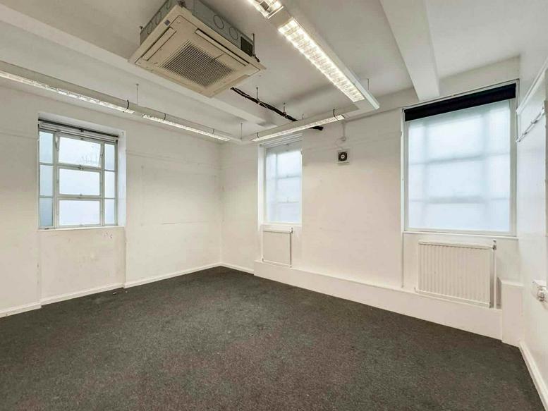Photo of an office at 9B, Larcom Street SE17 1RT