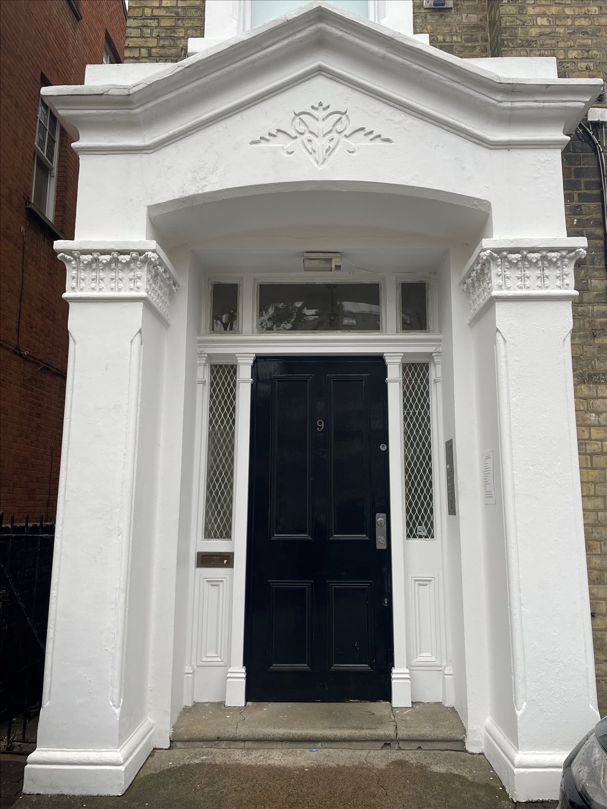 Facilities furnishings & layout of the office for rent at 9 Disraeli Road, Putney, Linstead House sw15 2dr