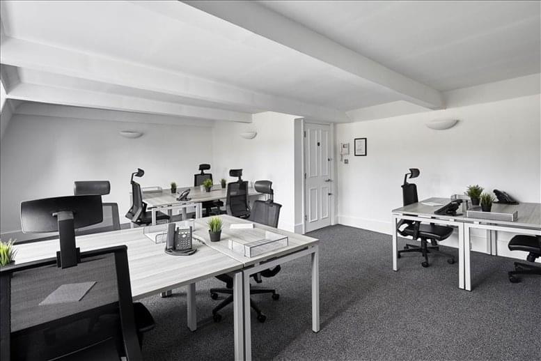 Photo of the workspace available at 9 Percy Street W1T 1DL