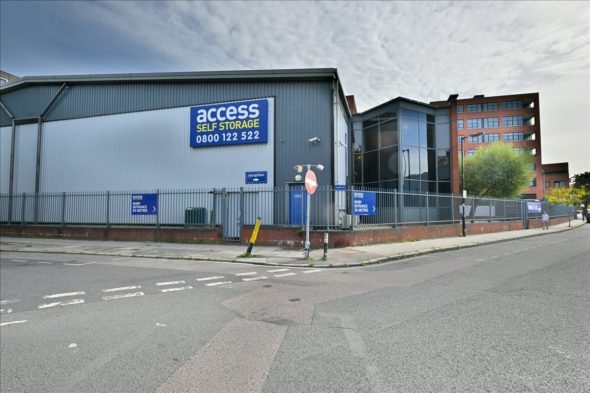 Photo of an office at Access House, 61 Willow Walk, Tower Bridge SE1 5SF