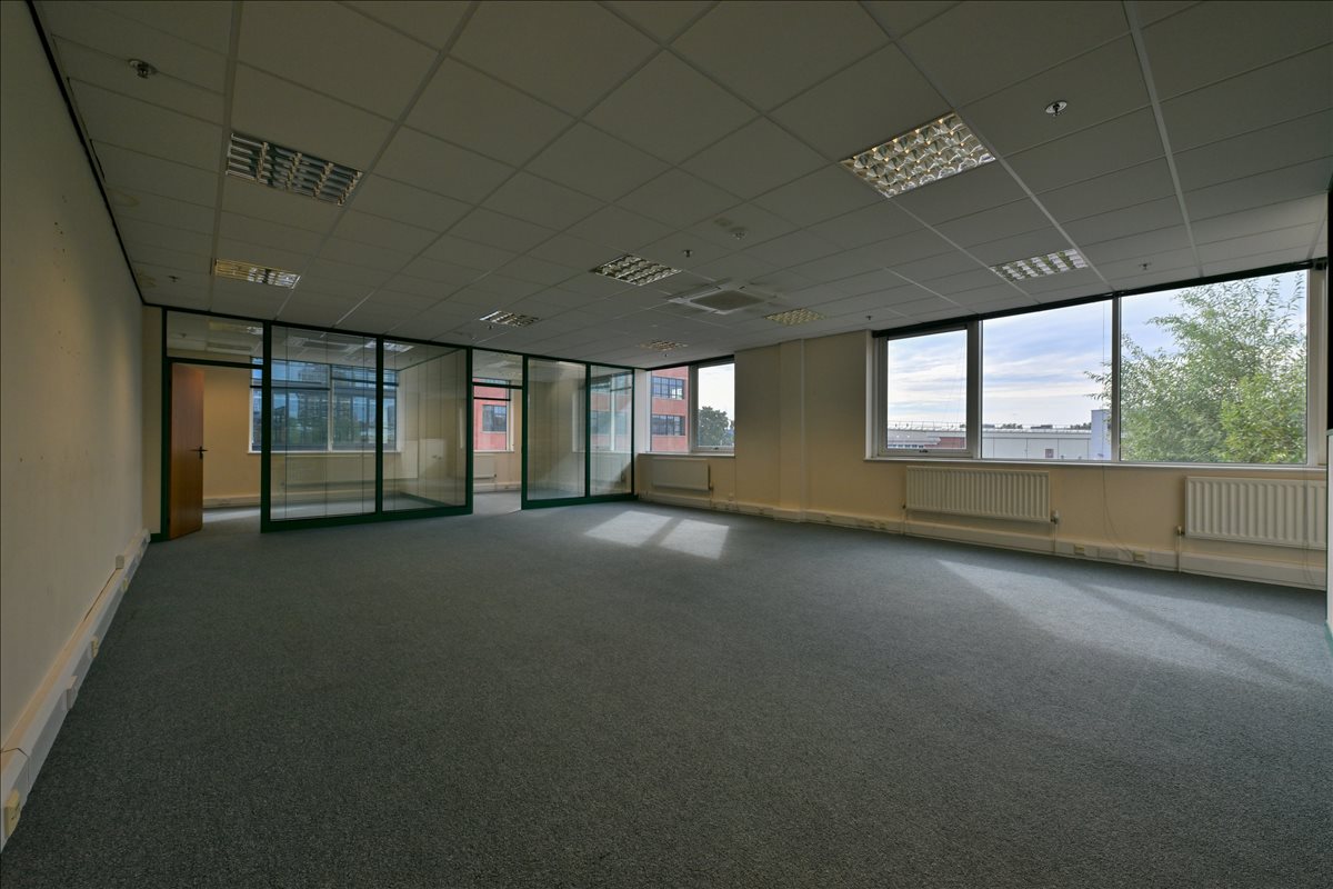 Photo of an office at Access House, 61 Willow Walk, Tower Bridge SE1 5SF