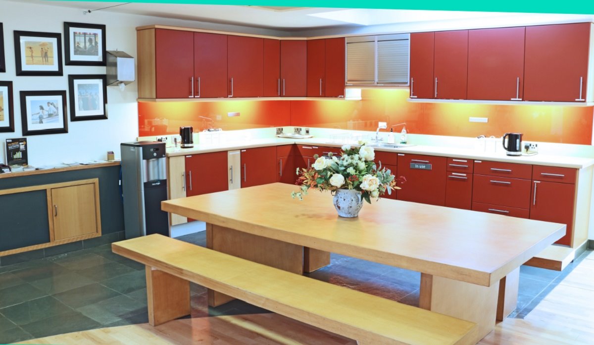 Facilities furnishings & layout of the office for rent at Atrium Business Centre, 4 Curtis Road, Dorking RH4 1XA