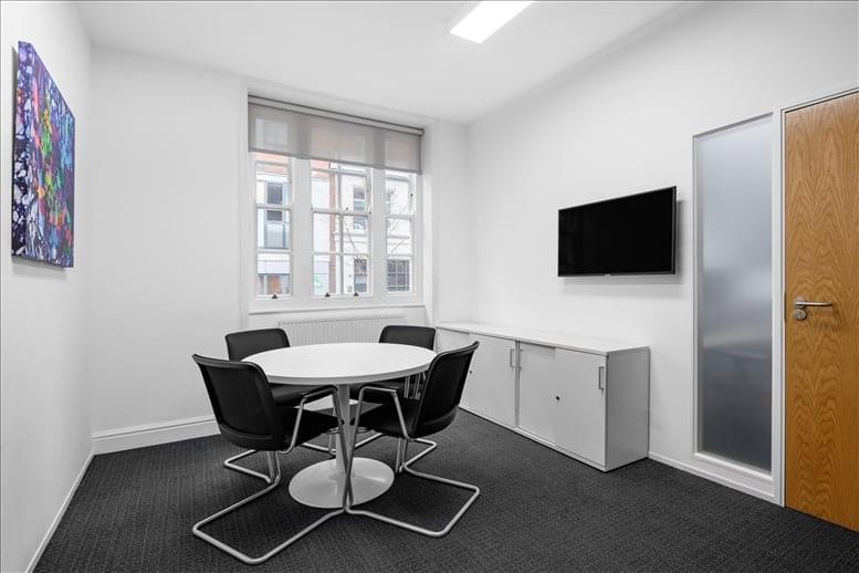 Image of the workspace at Bentinck House, 3-8 Bolsover St, Fitzrovia W1W 6AB